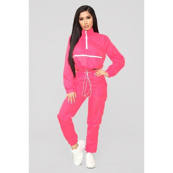 Fashion Nova Pants - Pink Jogger set